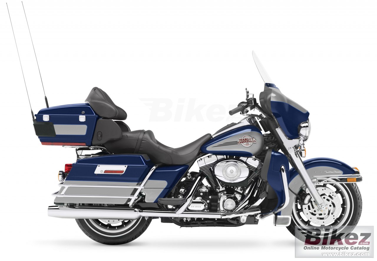Big Harley-Davidson flhtcu ultra classic electra gilde picture and wallpaper from Bikez.com